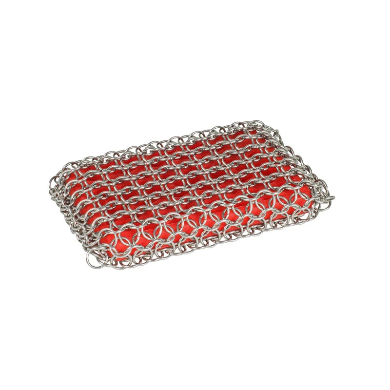 Lodge: Red Silicone + Chainmail Scrubbing Pad 6 Lodge: Red Silicone + Chainmail Scrubbing Pad