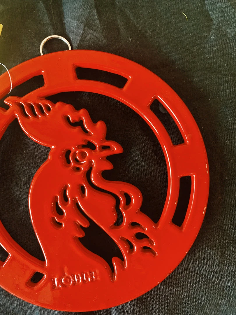 Lodge Enameled Rooster Trivet - 8 Inch Housewarming Gifts 4 Lodge Enameled Rooster Trivet - 8 Inch Housewarming Gifts