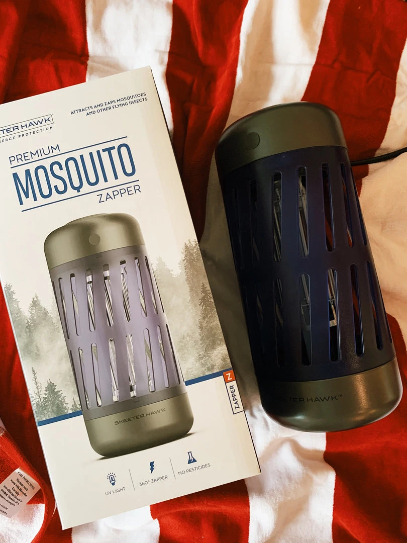 Alliance Sports Group Skeeter Hawk: Premium Mosquito Zapper Lake 3 Alliance Sports Group Skeeter Hawk: Premium Mosquito Zapper Lake