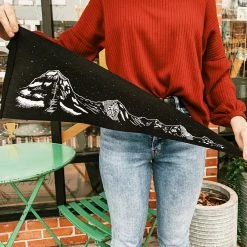 Oxford Pennant: Mountains