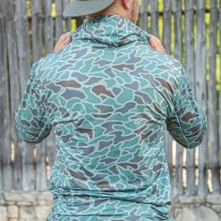 Burlebo: Perfomance Hoodie - Retro Duck Camo