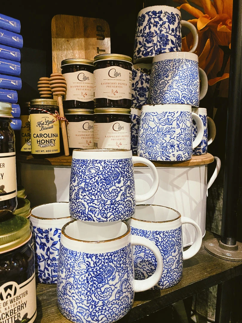 Creative Co-op Natural Blue + White Mug 4 Creative Co-op Natural Blue + White Mug