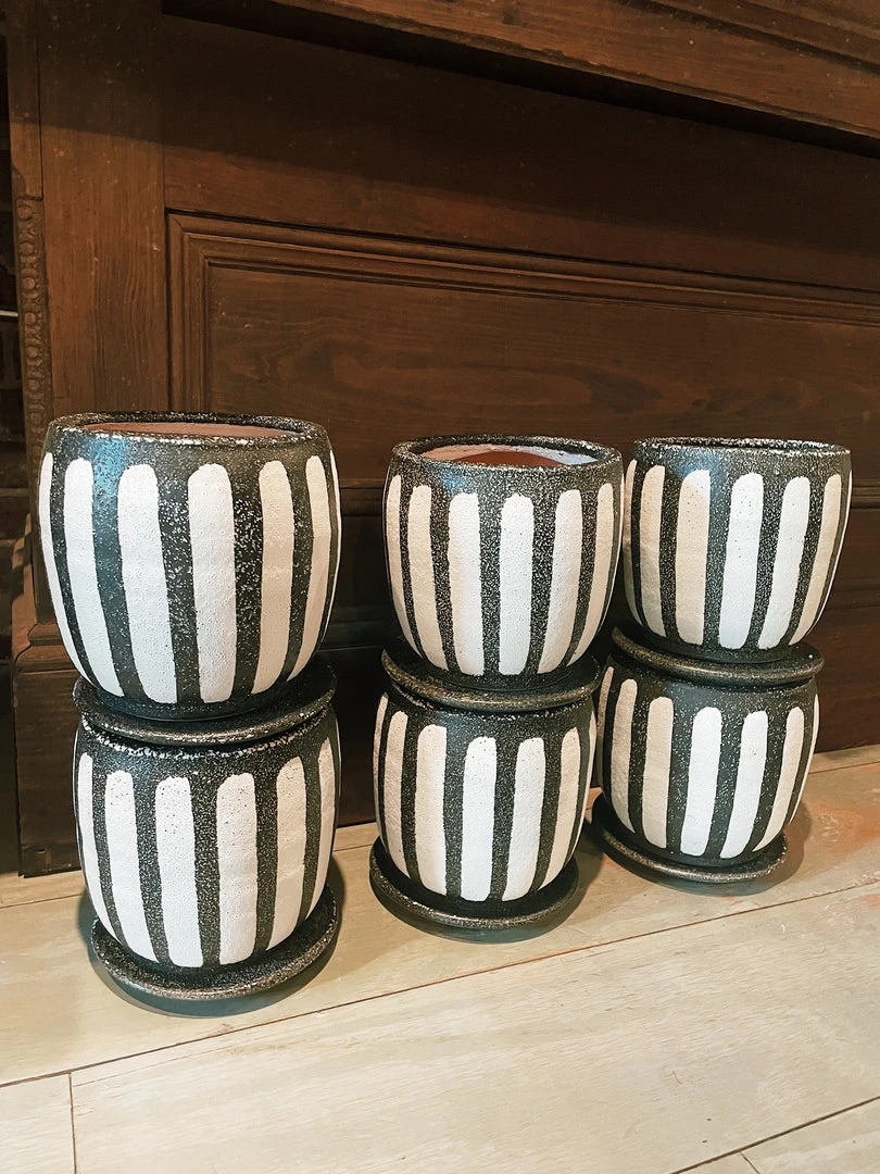 Creative Co-op Round Terracotta Planter W/ Sauce (PICK UP ONLY) 3 Creative Co-op Round Terracotta Planter W/ Sauce (PICK UP ONLY)