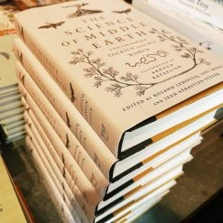 Simon & Schuster Gifts For Him The Science Of Middle Earth