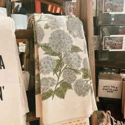 SOUTHERN FRIED DESIGN BARN Hydrangea Kitchen Towel Gifts For Her 6 SOUTHERN FRIED DESIGN BARN Hydrangea Kitchen Towel Gifts For Her
